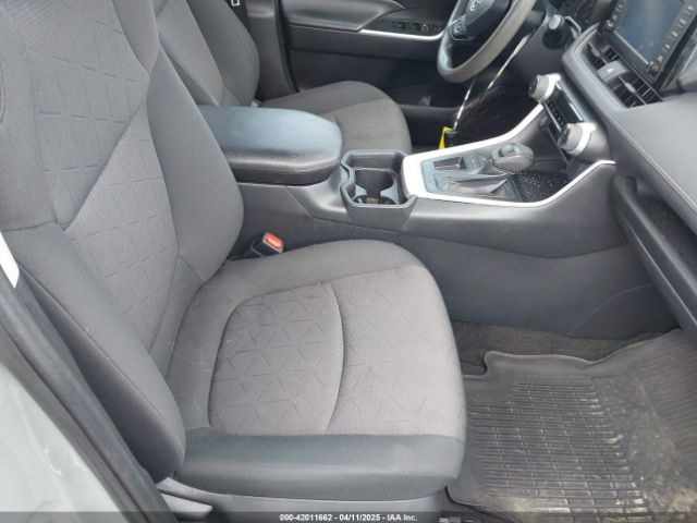 2T3W1RFV3KW056351 Toyota Rav4 Xle