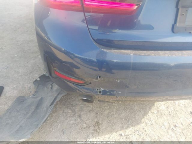 3MW5R1J05M8C06701 BMW 3 Series 330i