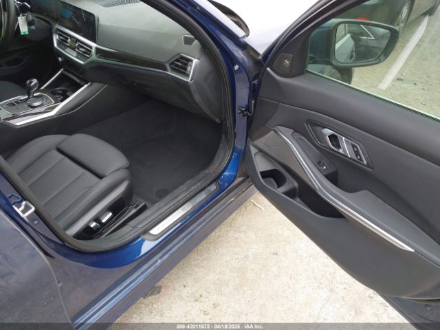 3MW5R1J05M8C06701 BMW 3 Series 330i