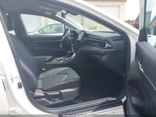 4T1G11AKXRU889070 Toyota CAMRY SE