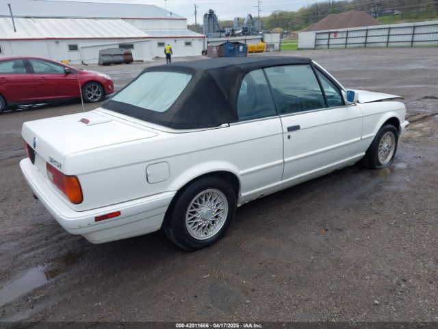 1992 BMW 325 WBABB1318NEC05766 Photo 3