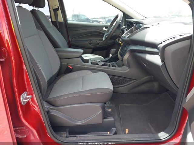 1FMCU0G93HUB96487 Ford ESCAPE SE