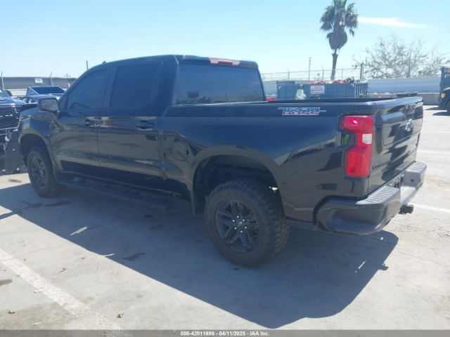 3GCUDFED1NG678943 Chevrolet Silverado 1500 4wd  Short Bed Lt Trail Boss