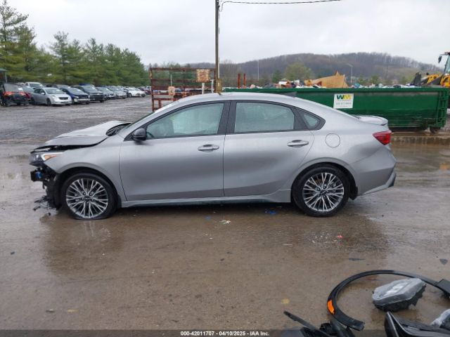 3KPF54AD7RE830841 KIA Forte Gt-line