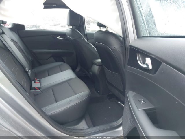3KPF54AD7RE830841 KIA Forte Gt-line