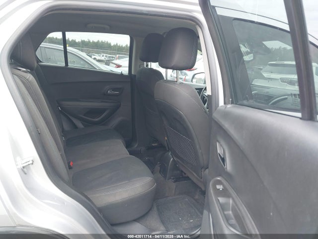 KL7CJPSBXFB061108 Chevrolet Trax 1ls
