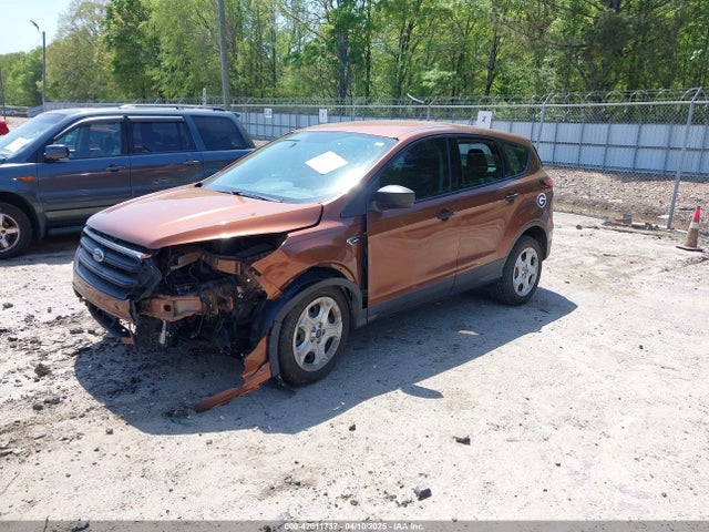 1FMCU0F78HUE00961 Ford ESCAPE S