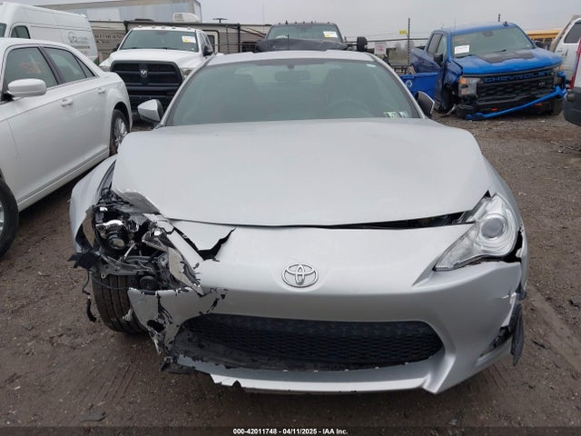 JF1ZNAA10E9703306 Scion FR-S