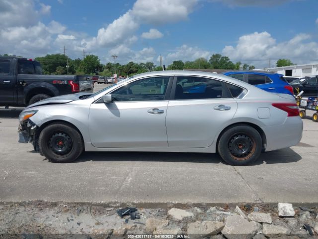 1N4AL3AP4JC179349 Nissan Altima 2.5 Sv
