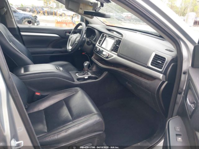 5TDJZRFH5HS518044 Toyota Highlander Xle
