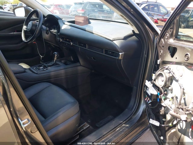 3MVDMBBL5MM318545 Mazda Cx-30 Select
