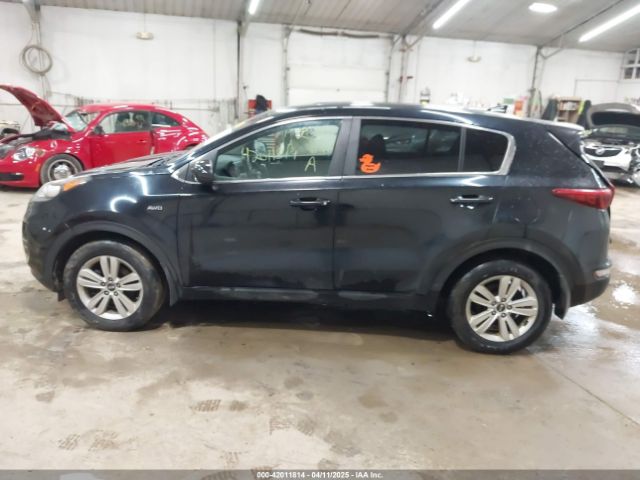KNDPMCAC9J7351060 KIA Sportage Lx