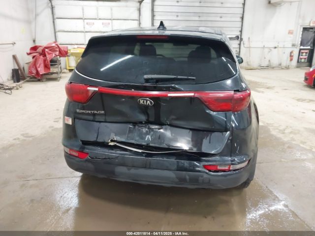 KNDPMCAC9J7351060 KIA Sportage Lx