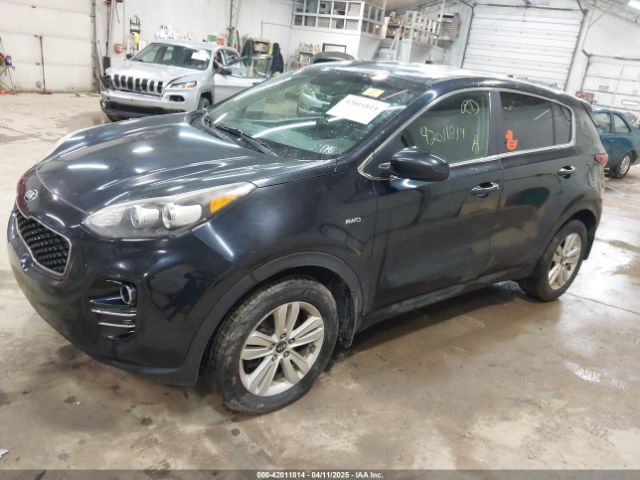 KNDPMCAC9J7351060 KIA Sportage Lx