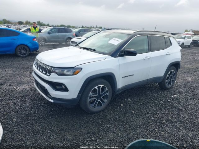 3C4NJDCB3NT203580 Jeep 2022