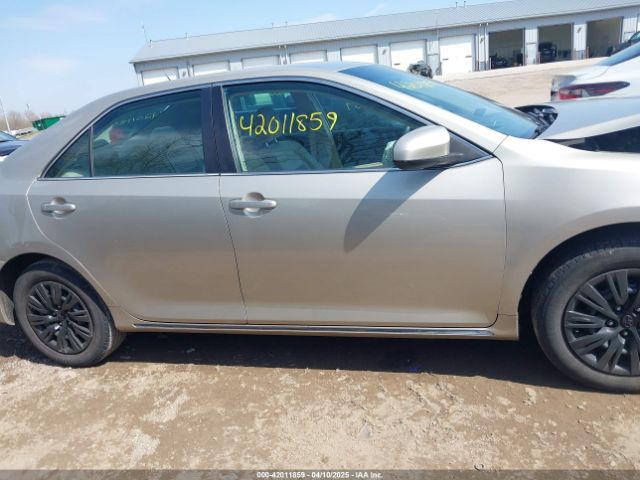 4T1BF1FK3EU784935 Toyota CAMRY LE