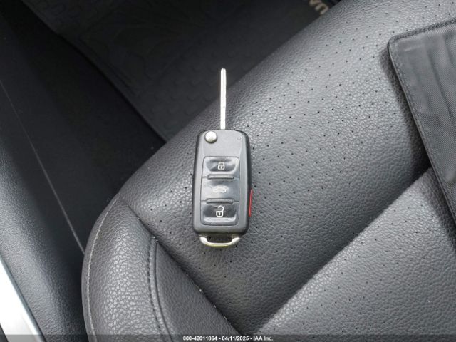 WVGBV3AX0EW588103 Volkswagen TIGUAN SE