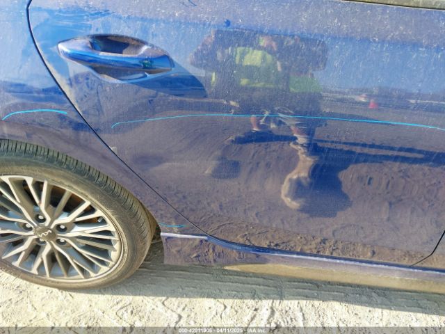 3KPF54AD3RE810179 KIA Forte Gt-line