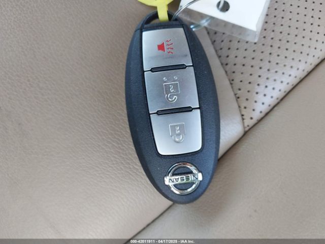 5N1AR2MN2EC685941 Nissan Pathfinder Platinum