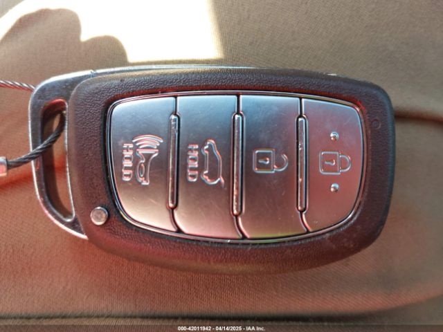 KMHC85LC4MU261649 Hyundai Ioniq Hybrid Sel