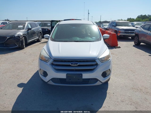 1FMCU0GD1HUA29629 Ford ESCAPE SE