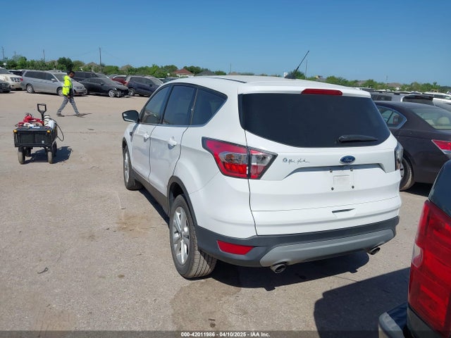 1FMCU0GD1HUA29629 Ford ESCAPE SE