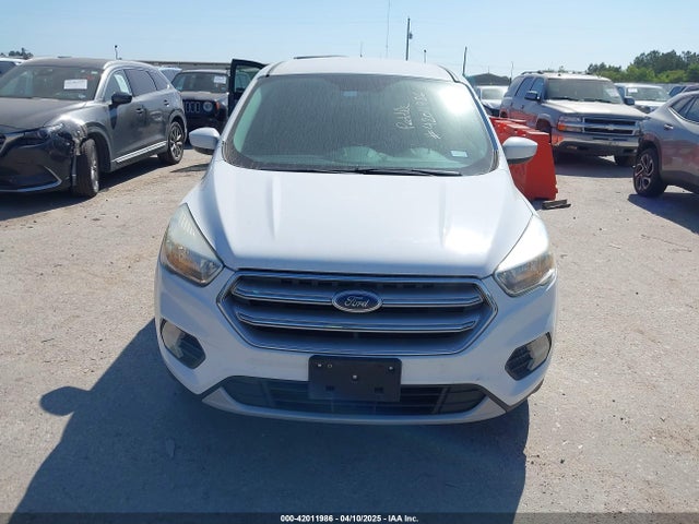 1FMCU0GD1HUA29629 Ford ESCAPE SE