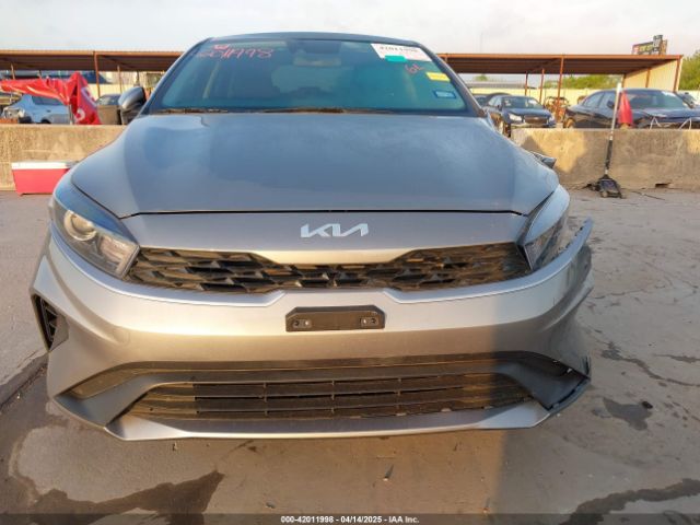 3KPF24AD1PE592622 KIA Forte Lxs