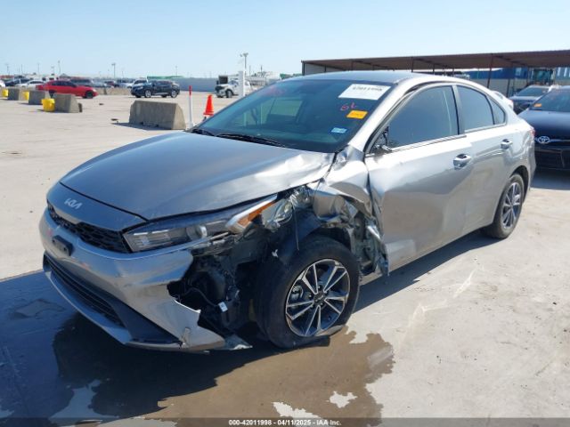 3KPF24AD1PE592622 KIA Forte Lxs