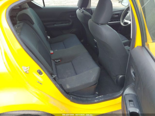 JTDKDTB38F1113171 Toyota Prius C Two