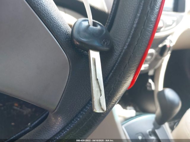 KMHCT4AE3GU161317 Hyundai ACCENT SE