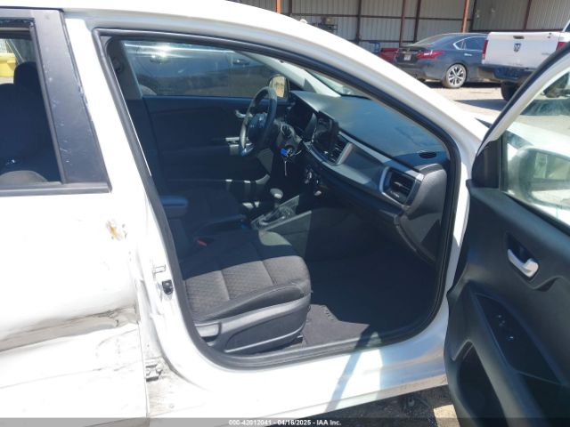 3KPA24AD2NE450013 KIA RIO S