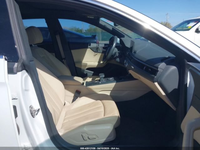 WAUANCF52JA063720 Audi A5 2.0t Premium