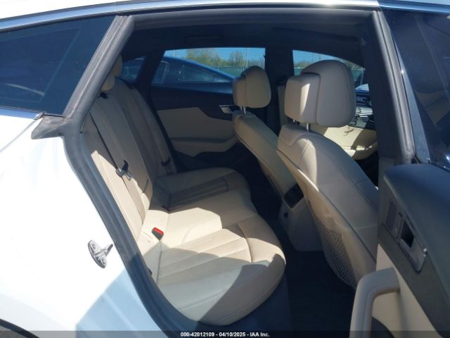 WAUANCF52JA063720 Audi A5 2.0t Premium