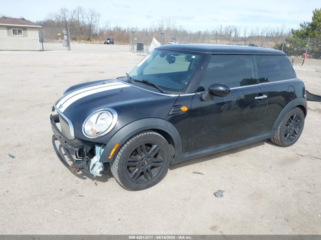 2013 MINI HARDTOP WMWSU3C54DT684526 Photo 1