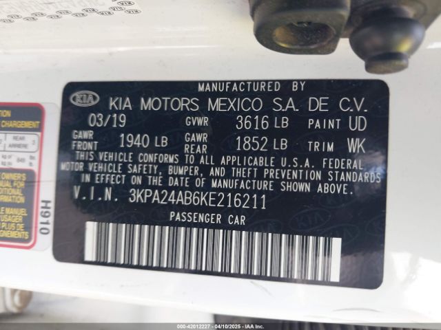 3KPA24AB6KE216211 KIA RIO S