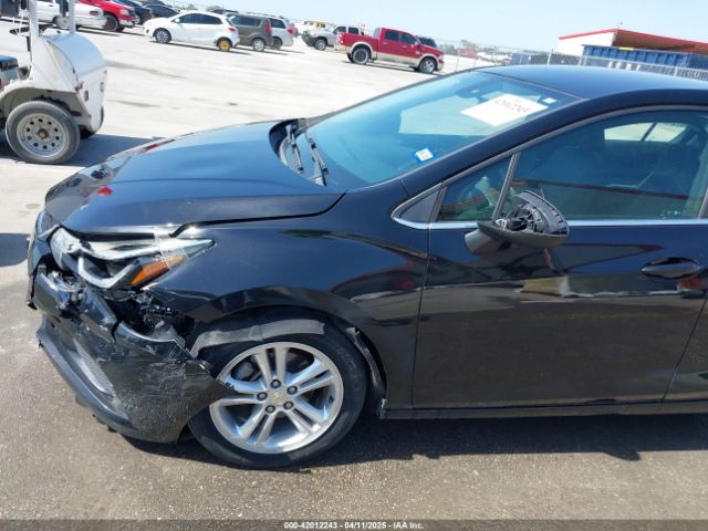 1G1BE5SM3J7118603 Chevrolet Cruze Lt Auto