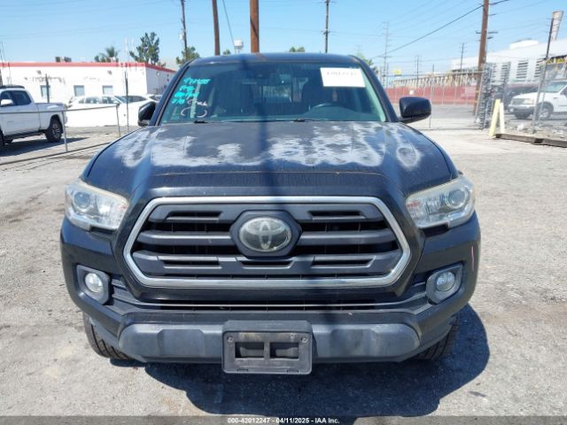 3TMAZ5CN1JM061127 Toyota Tacoma Sr5 V6