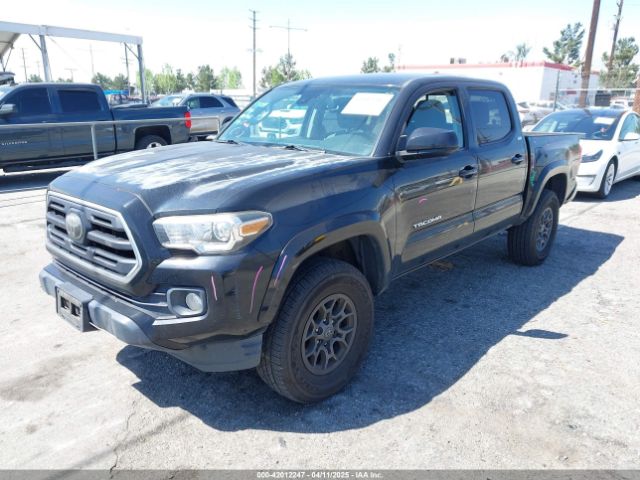 3TMAZ5CN1JM061127 Toyota Tacoma Sr5 V6