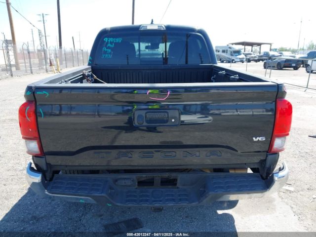 3TMAZ5CN1JM061127 Toyota Tacoma Sr5 V6