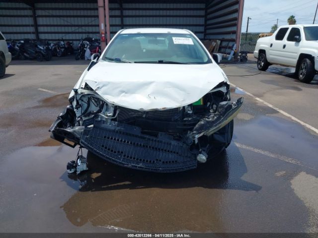 5YFBURHE0FP250256 Toyota Corolla Le/le Plus/le Premium