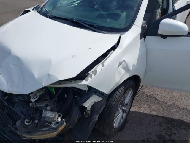 5YFBURHE0FP250256 Toyota Corolla Le/le Plus/le Premium