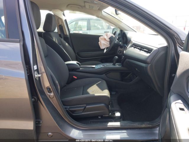 2021 HONDA HR-V 3CZRU6H31MM703097 Photo 4