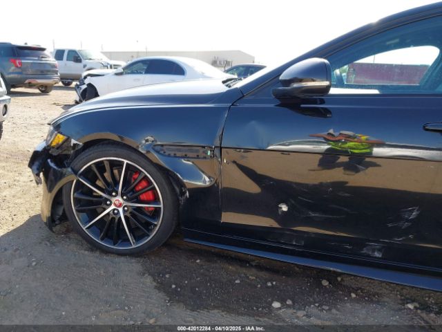SAJAG4FVXKCP48915 Jaguar Xe S