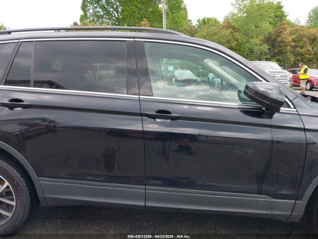3VV2B7AX5KM074555 Volkswagen Tiguan 2.0t Se/2.0t Sel/2.0t Sel R-line/2.0t Sel R-line Black