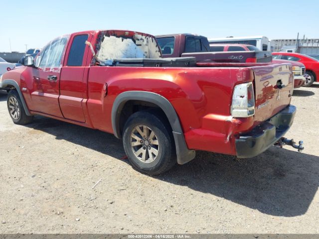 2006 MITSUBISHI RAIDER 1Z7HT32N46S578902 Photo 2