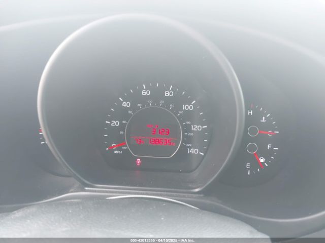 KNDJN2A25F7197295 KIA Soul