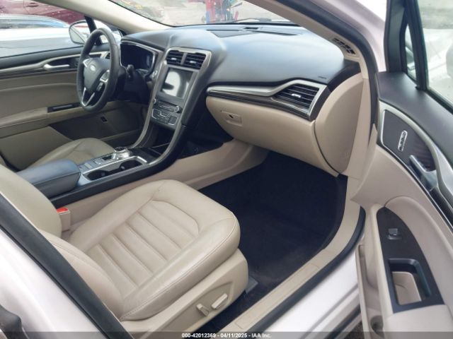3FA6P0PU5JR135304 Ford Fusion Energi Se Luxury