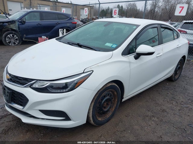 Chevrolet Cruze Lt Auto 2017 1G1BE5SM0H7100327 Image 2