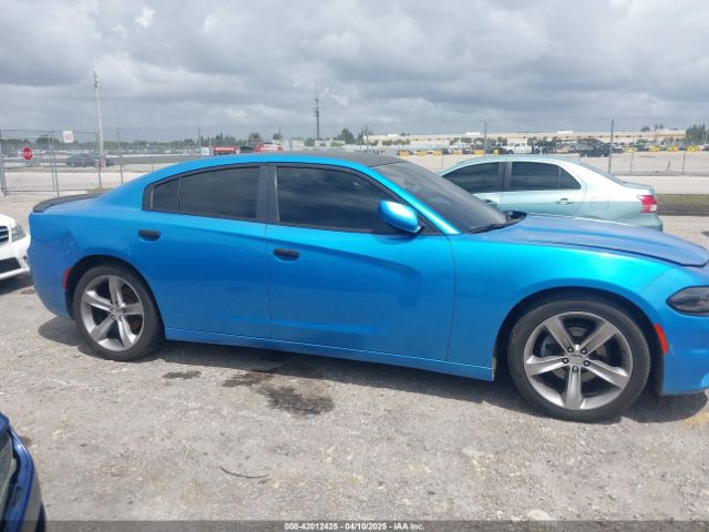 2C3CDXHG3FH827754 Dodge Charger Sxt